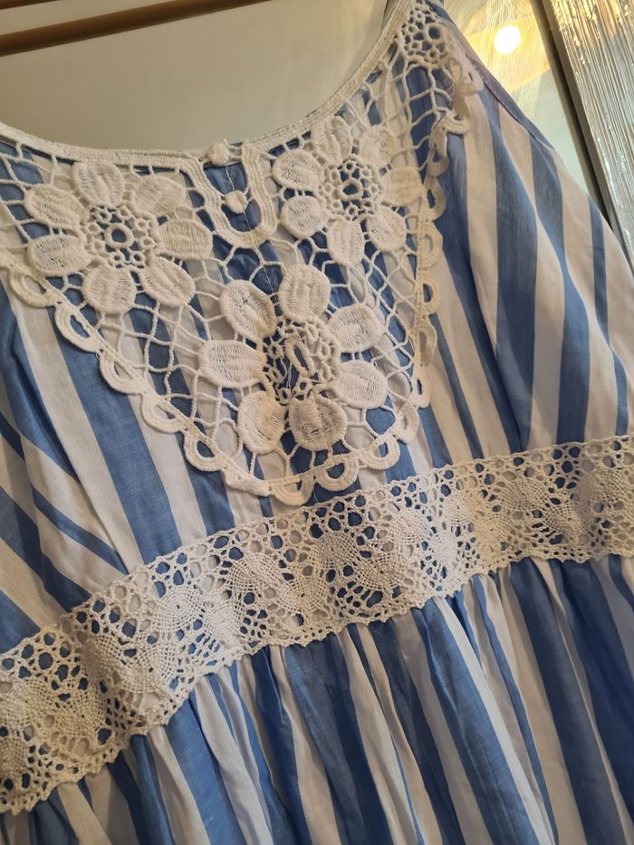 Robe raillé bleu ciel - photo numéro 2