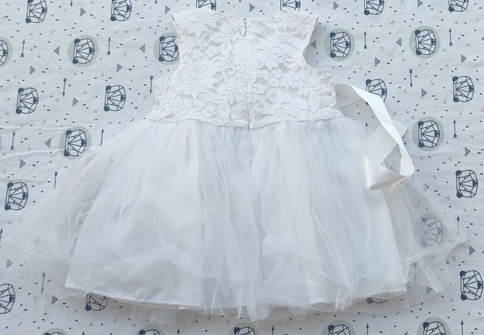 Robe de cérémonie taille 9/12 mois - photo numéro 3