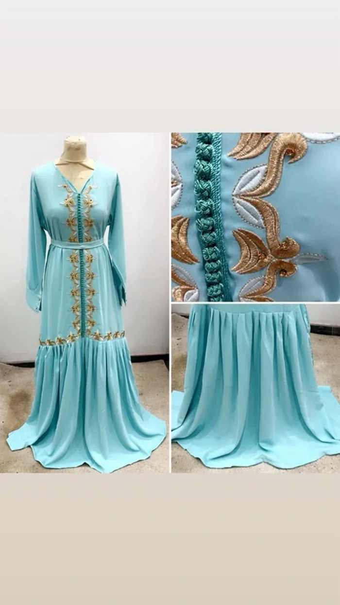 Très joli caftan brodé finement