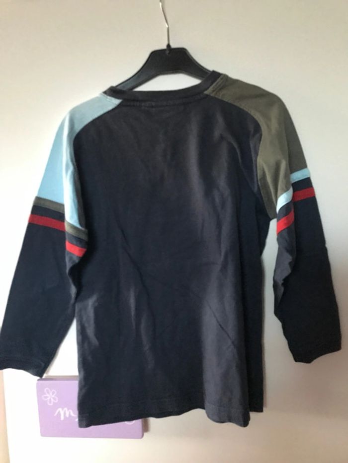 Quiksilver t shirt manche longue taille 8 ans - photo numéro 4