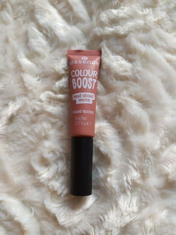 Essence Colour Boost Mad About Matte NEUF