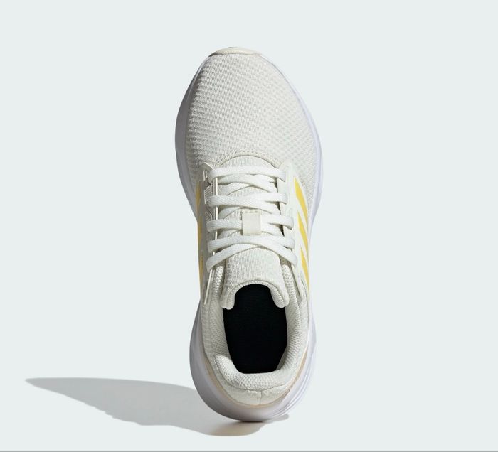 Chaussures adidas Neuf - photo numéro 8