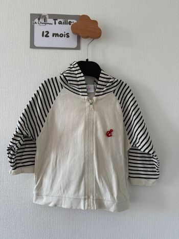 Gilet à capuche - taille 12 mois 🌼
