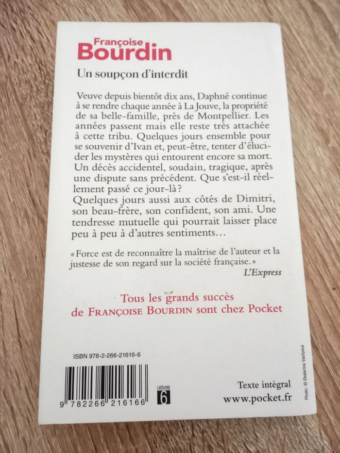Françoise Bourdin 🪅 Un soupçon d'interdit - photo numéro 2