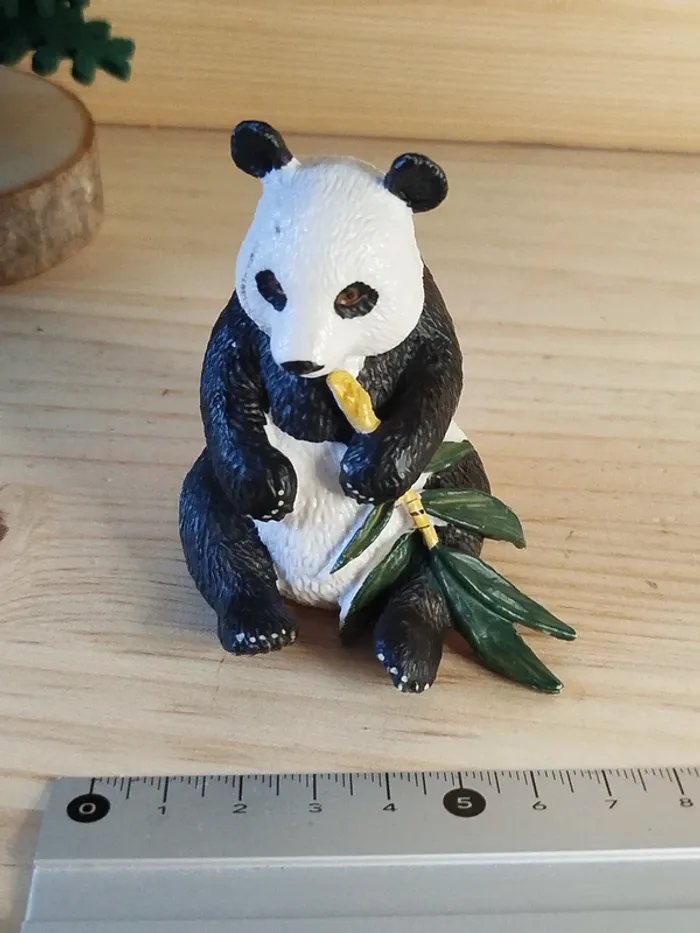 Figurine panda et son bambou Animal de l'Océanie - photo numéro 4