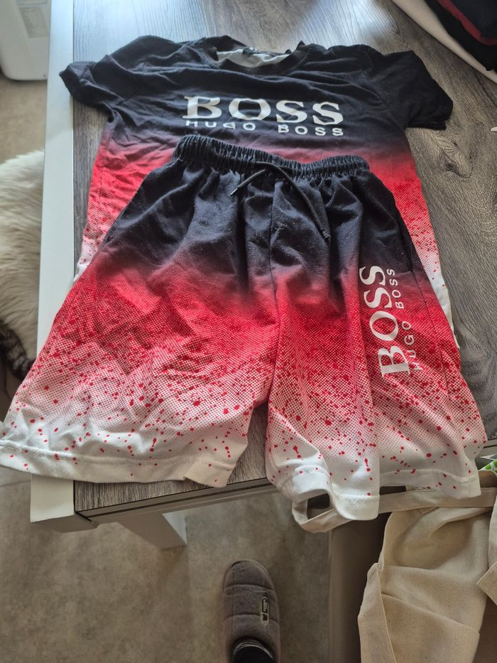 Ensemble tee shirt et short