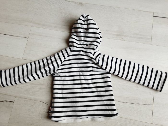 Vêtement bébé fille gilet rayé bleu marine et blanc à capuche Terre de marins 23 mois 2 ans - photo numéro 5