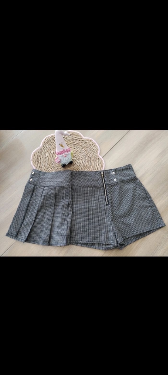 Jupe/Short fille petit 10ans - photo numéro 2