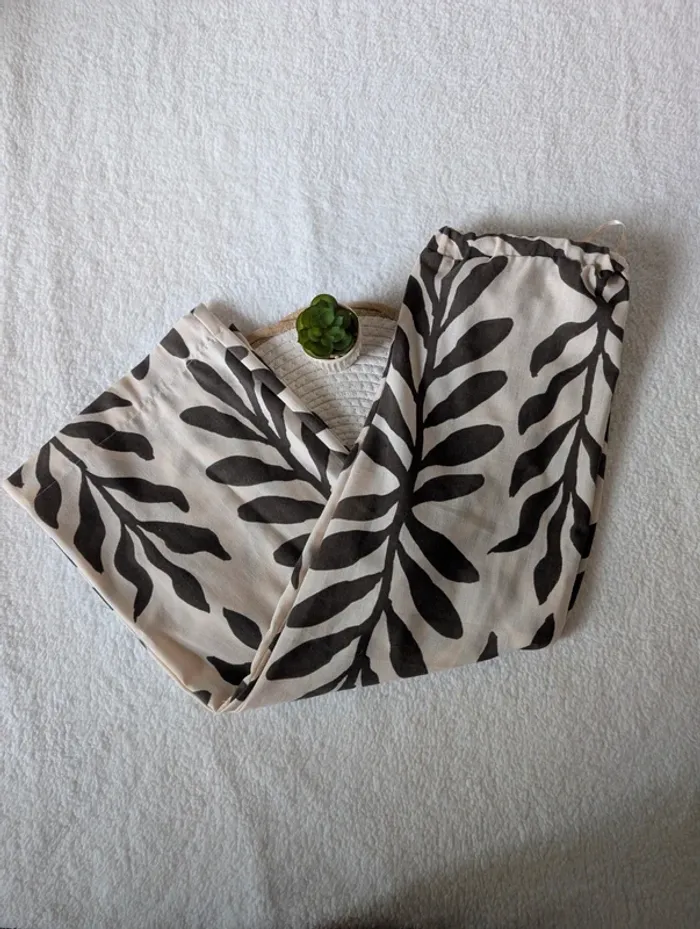 🌿 Pantalon Primark imprimé feuillage – 36/S