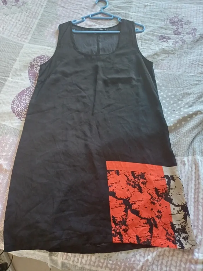 Robe noir et rouge été - photo numéro 4