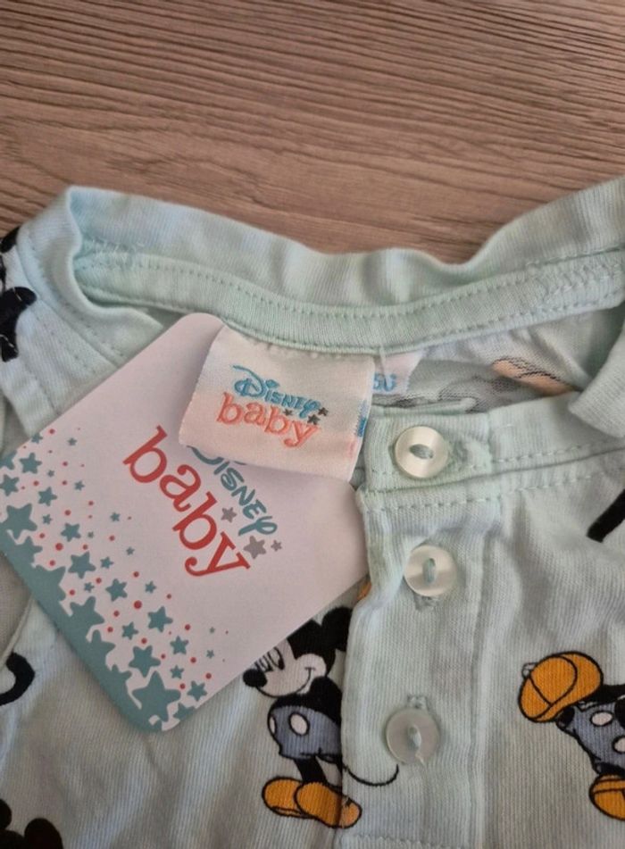 Salopette Disney taille 1 mois - photo numéro 3