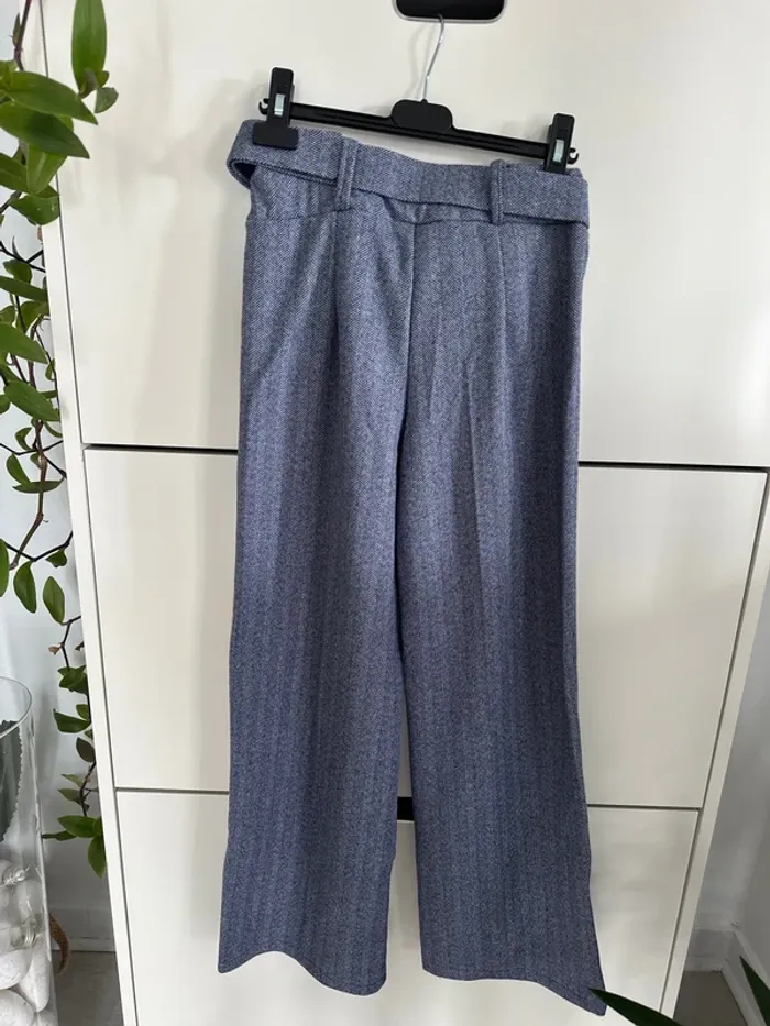 Pantalon bleu avec ceinture - neuf - photo numéro 4