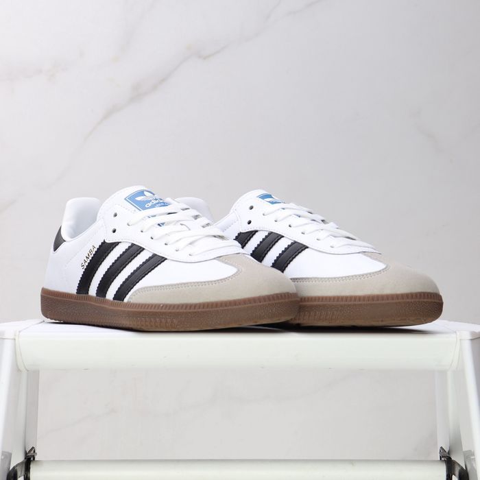 En stock : Baskets classiques ADIDAS ORIGINALS SAMBA OG. Un modèle plébiscité par les célébrités et - photo numéro 6