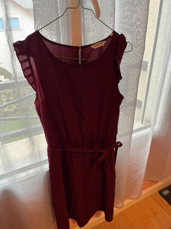 Robe sans manche droite