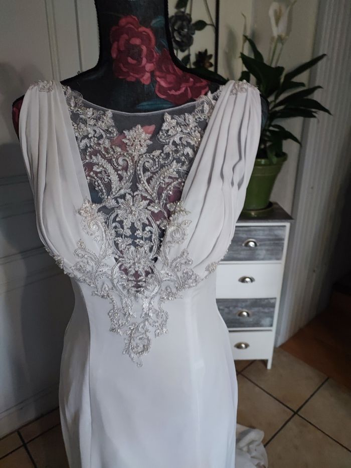 Robe de mariée blanche - photo numéro 3