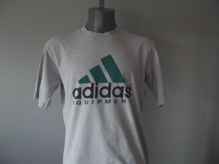 T-shirt Adidas vintage Taille M - photo numéro 3