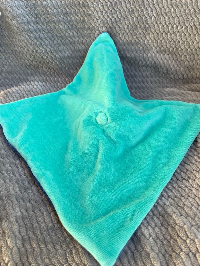 Doudou plat chat bleu étoiles Abracadachat Orchestra Prémaman - photo numéro 2