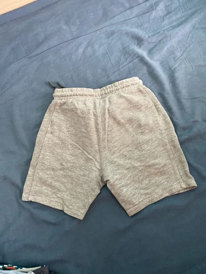Short - photo numéro 3