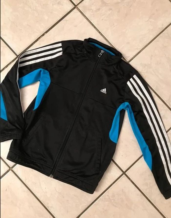 Haut de survêtement Adidas 7 / 8 ans - photo numéro 3