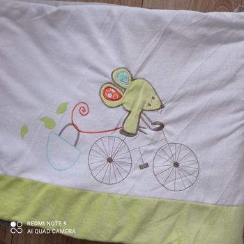 Tour de lit souris à vélo