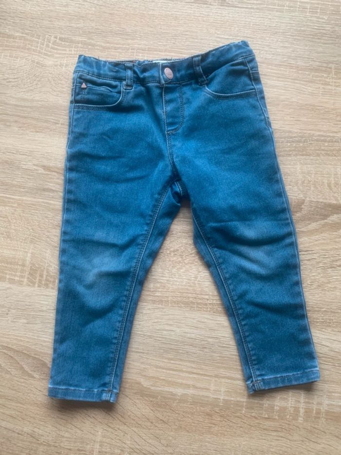 • Jean Zara Baby Girl ~ 18/24 mois• - photo numéro 3