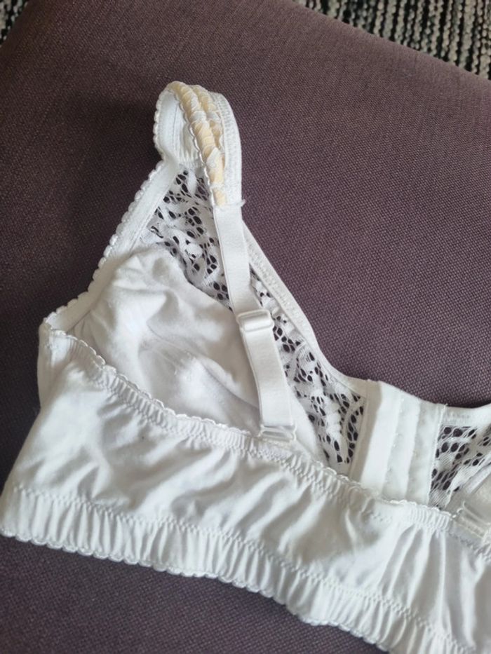 Soutien gorge neuf ouverture sur le devant - photo numéro 5