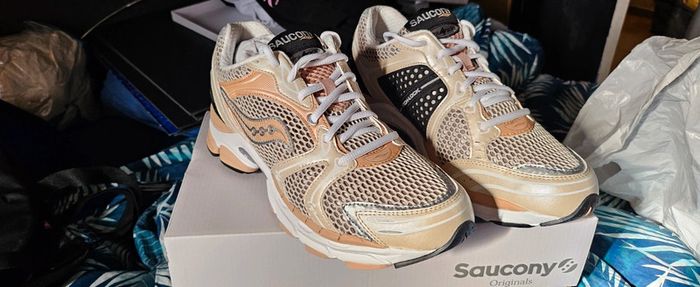 Baskets Saucony Progid triumph 4 unisexe 42,5