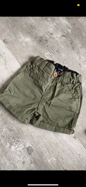 Short kaki garçon