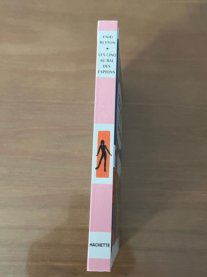 Les cinq au bal des espions Enid Blyton Nouvelle Bibliothèque Rose NEUF - photo numéro 3