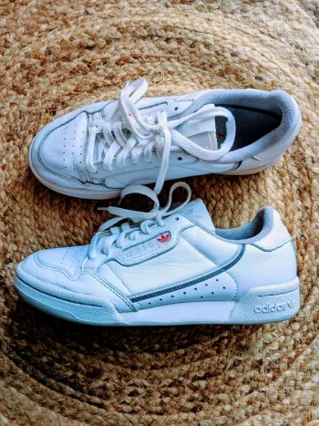 Baskets adidas continental 80