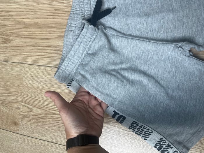 Short gris et blanc Kiabi