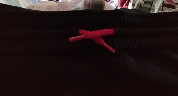 Jooging "Adidas" 7/8 ans neuf - photo numéro 7