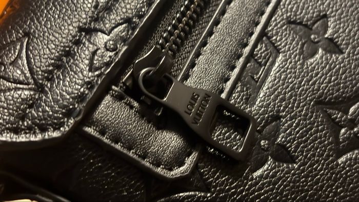 Sac à bandoulière en cuir de vachette - photo numéro 6