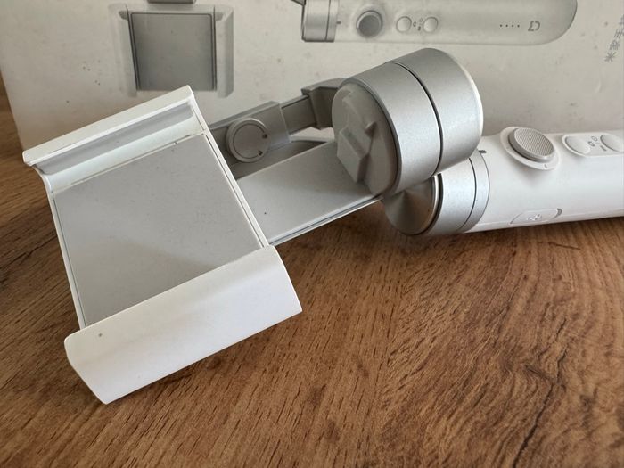 Stabilisateur Xiaomi pour téléphone - photo numéro 2