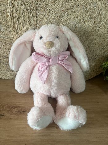 Doudou lapin foulard rose atmosphera
