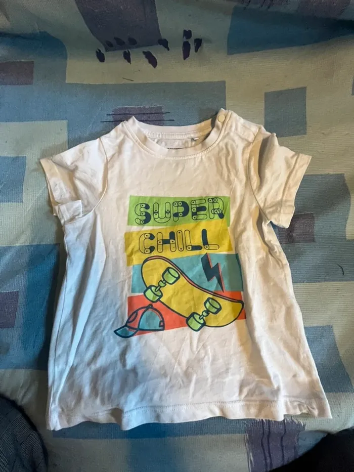 T-shirt taille 86 cm
