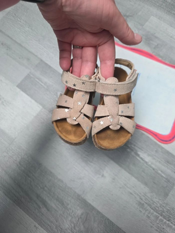 Claquette taille 21 - photo numéro 2