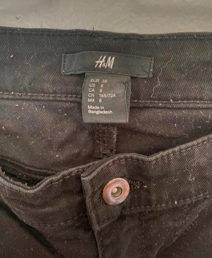 Superbe short en jeans taille 3,50 - photo numéro 2