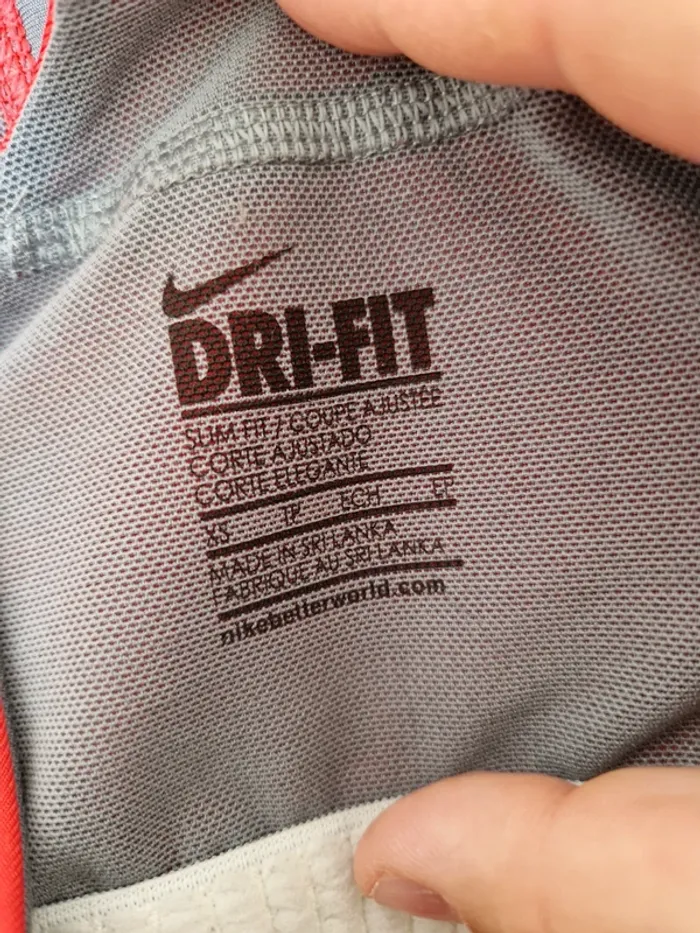 Débardeur brassière de sport nike taille xs rose corail - photo numéro 4
