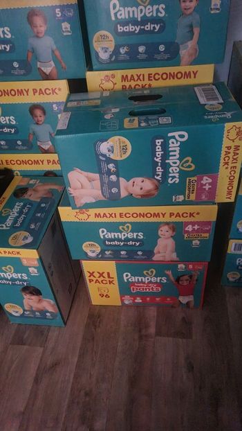 Pampers taille 4+ 