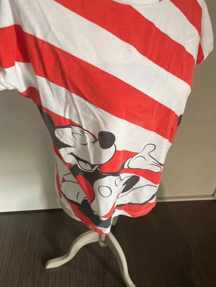 T-shirt Kiabi Disney Mickey Mouse (Taille M) - Petite tache au Dos (Voir Photos) - photo numéro 2