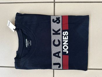 Tee shirt bleu marine Jack and Jones taille 36 NEUF