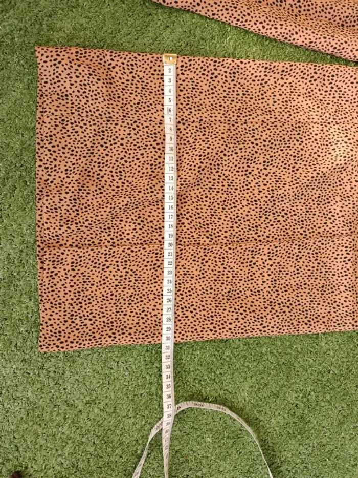 Pantalon fluide léger motif panthère marron et noir Kiabi taille 36 - photo numéro 4