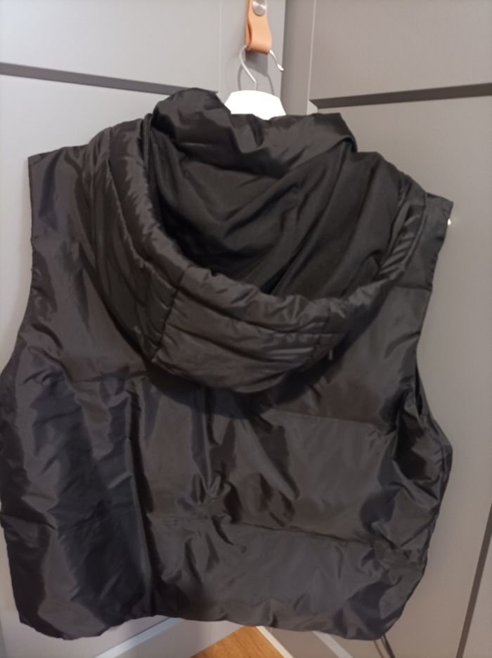 Doudoune sans manches zara  taille S - photo numéro 2