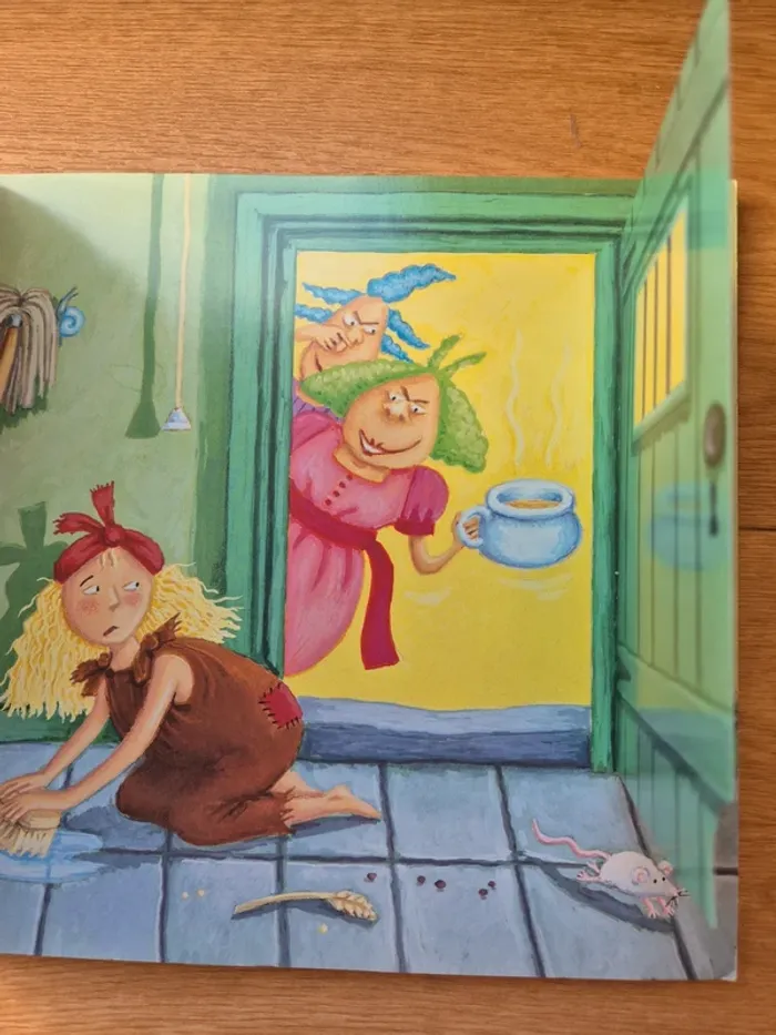 Livre "Cendrillon" avec des fenêtres à dévoiler - photo numéro 4
