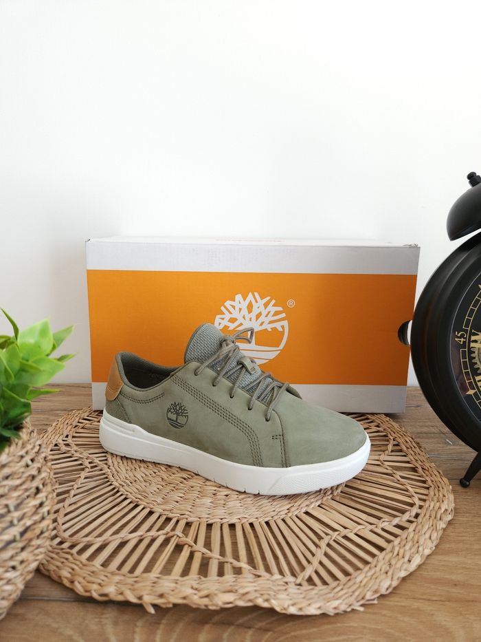 Baskets en Cuir Vert Kaki Timberland Pointure 36
