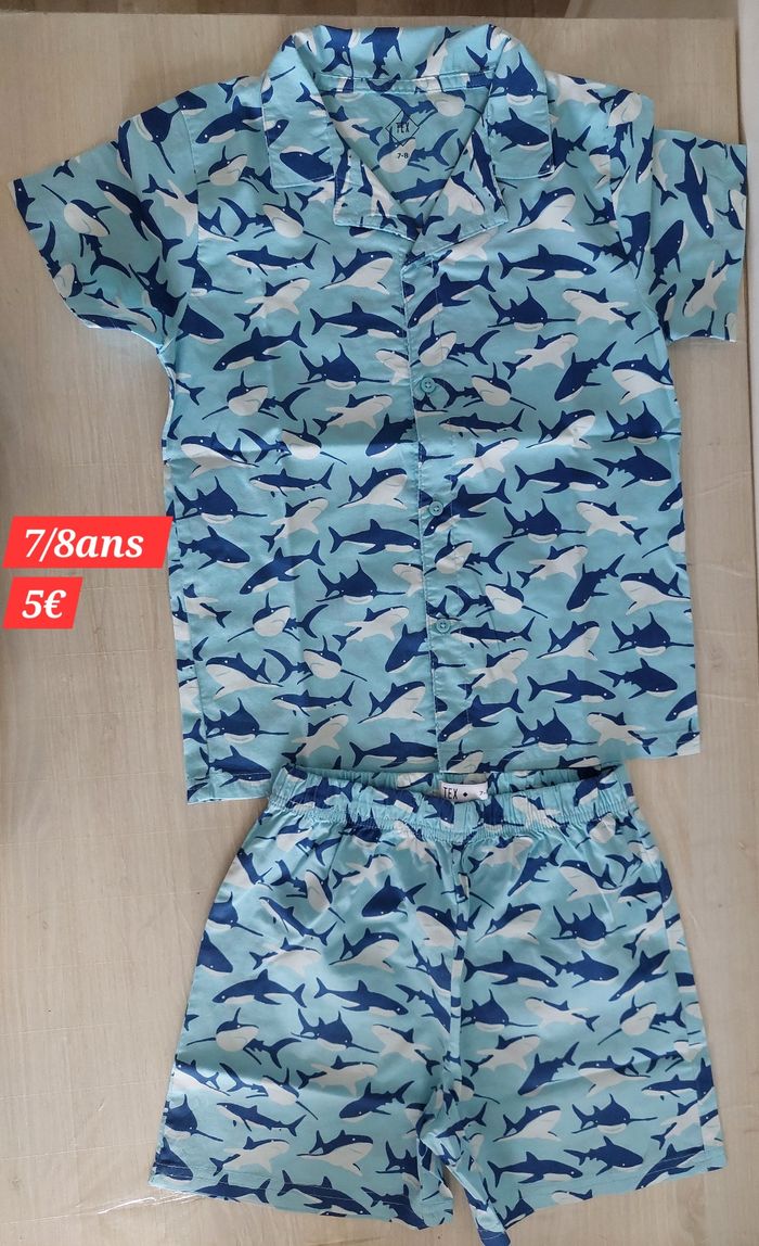 Short et chemise garçon 7/8ans - photo numéro 2