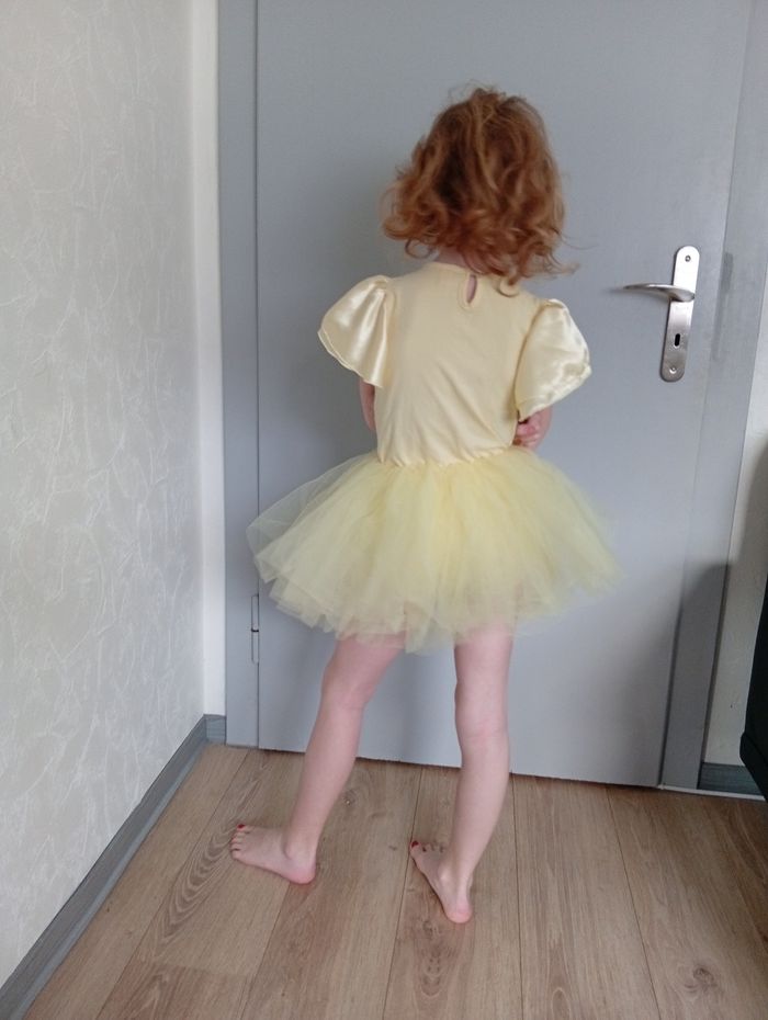 Tutu jaune 8ans - photo numéro 8