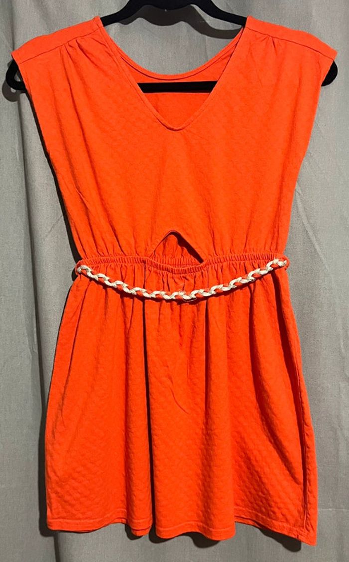 Robe orange tape à l’œil 10 ans excellent état - photo numéro 3