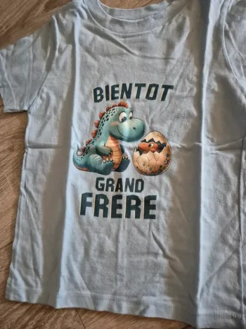 Tee shirt